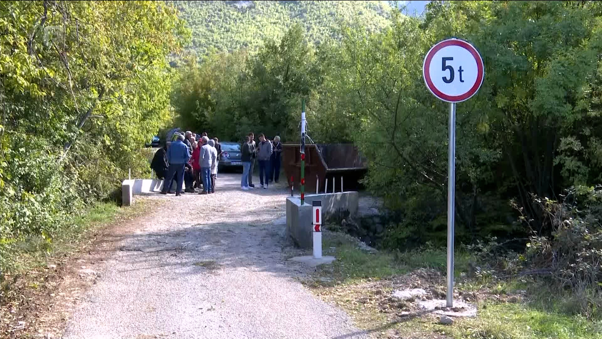 U mostarskom selu Kuti borba protiv Kamenoloma